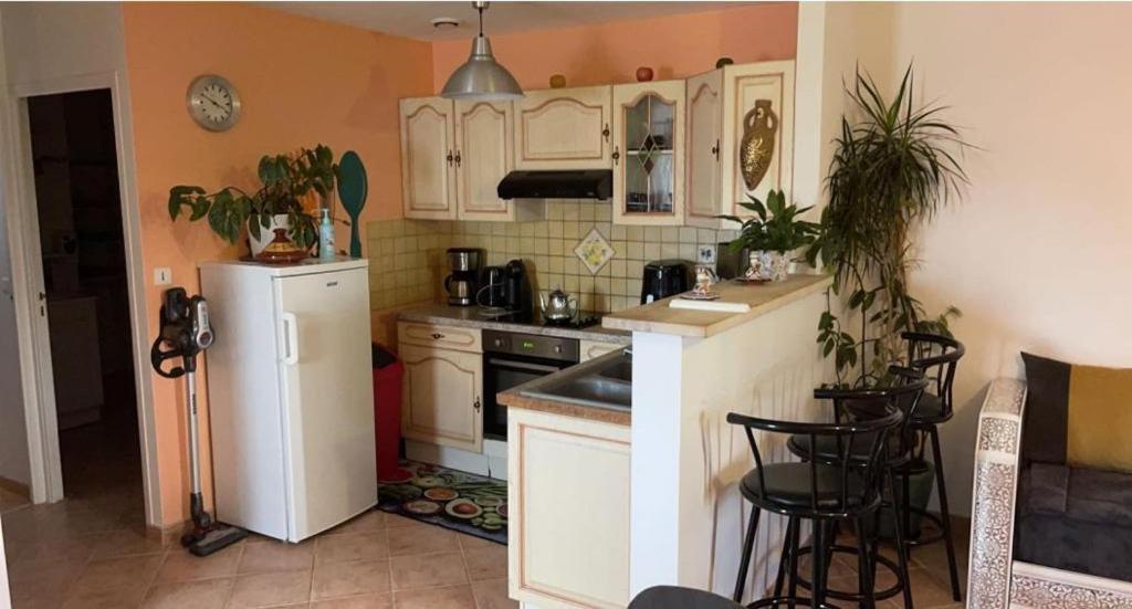Charmante Maison Au Calme Sainte-Maure Buitenkant foto